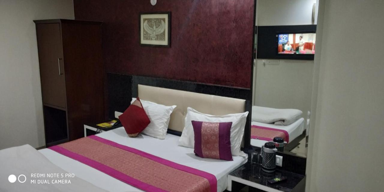 Adb Rooms Udhav Palace New Delhi Buitenkant foto