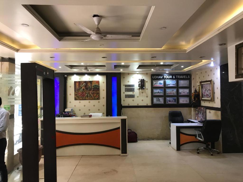 Adb Rooms Udhav Palace New Delhi Buitenkant foto