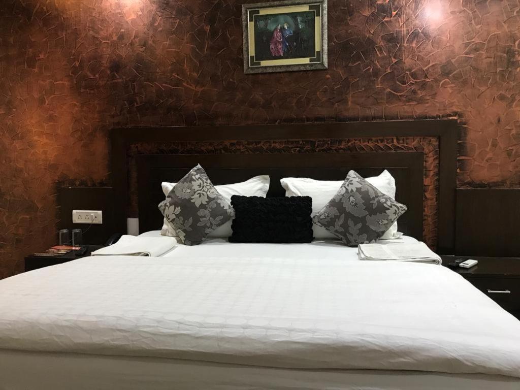 Adb Rooms Udhav Palace New Delhi Buitenkant foto