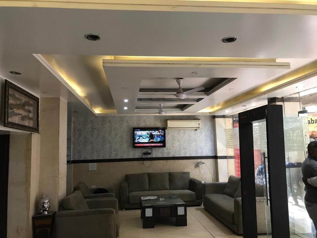 Adb Rooms Udhav Palace New Delhi Buitenkant foto