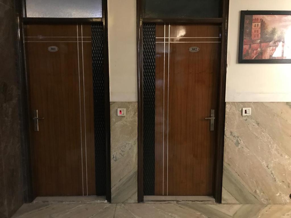 Adb Rooms Udhav Palace New Delhi Buitenkant foto