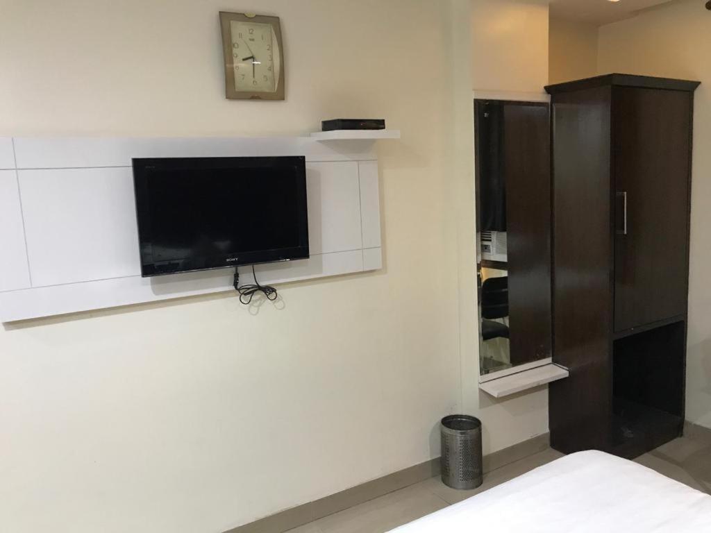 Adb Rooms Udhav Palace New Delhi Buitenkant foto